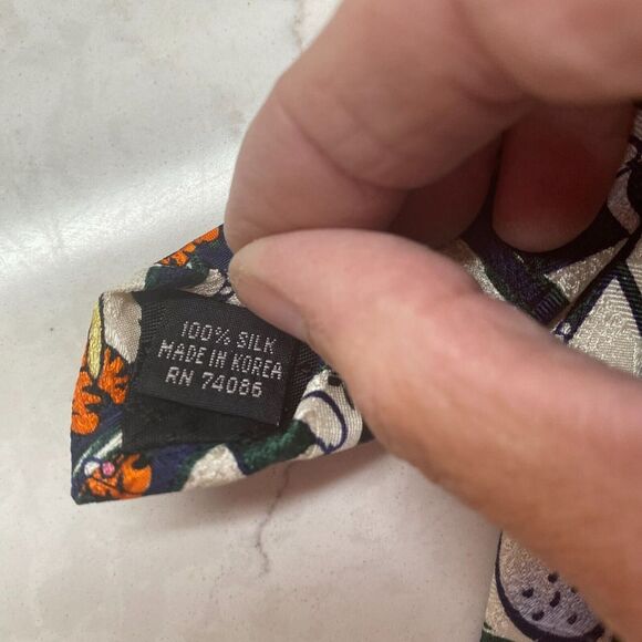 Disney Tigger & Goofy Men's Silk/Polyester Diamond/Golf Print Neck Tie 2 pcs - Picture 6 of 8